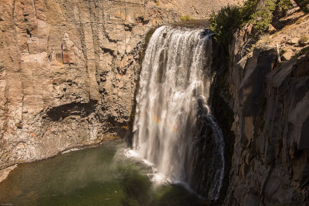You can see a small rainbow if you strain your eyes!